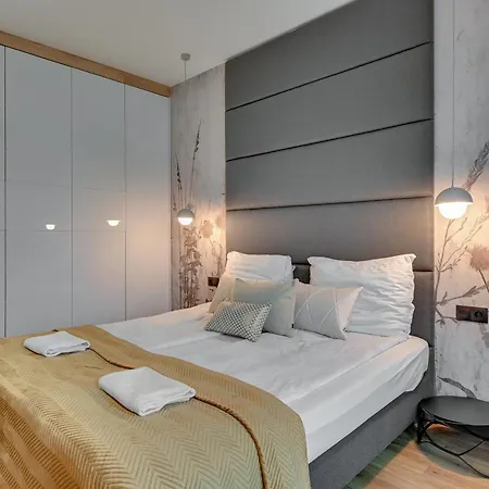 Grand Apartments Wave- Na Fali *