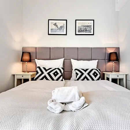 Grand Apartments Wave- Na Fali Apartment